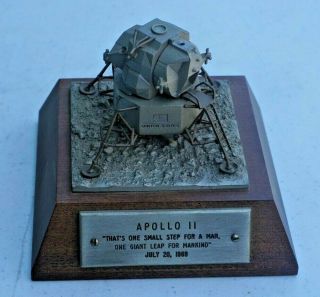 Vintage Collectors Case Pewter 1969 Apollo 11 Moon Landing Lunar Module Display