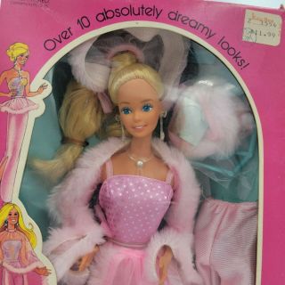 Vintage 1981 Pink & Pretty Barbie 3554 10 Dreamy Looks Nrfb