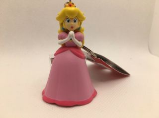 Usj Mario Nintendo World Princess Peach Figure Key Chain Key Holder