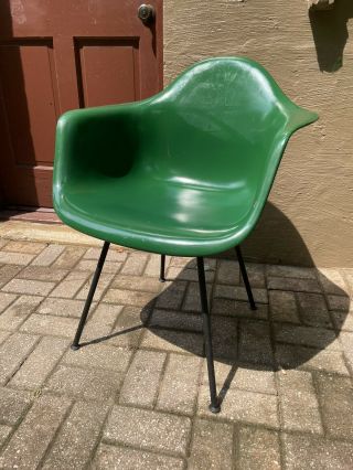 1950s Vintage Herman Miller Eames Mid Century Modern Shell Arm Chair