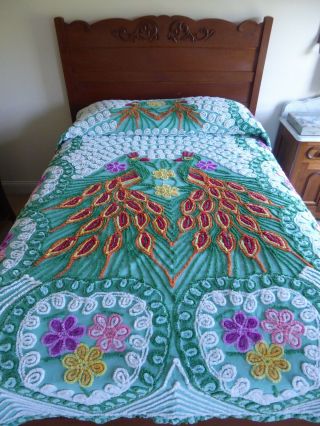 Vintage Chenille Bedspread Double Peacock Pattern Full Size Hearts Green Plush