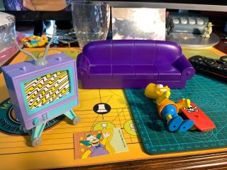 The Simpsons: Mattel Boob Tube Set Ejector Couch,  Tv,  Bart,  Skate Board 1990
