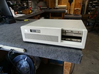 Vintage Ibm Personal Computer At 5170 Dual Floppy 5 Cards,  Hard Drive Powers Up