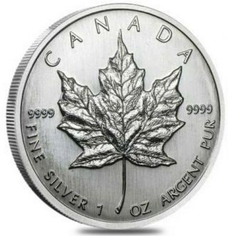 1989 1 Oz Silver $5 Canadian Maple Leaf Coin.