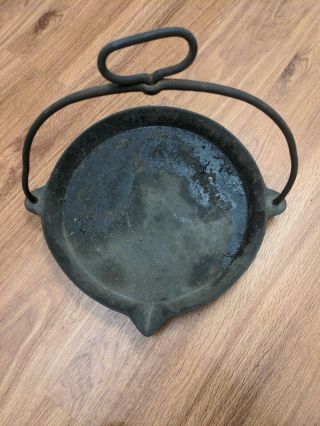 Antique Vtg 1800s Hanging Cast Iron Skillet With Pouring Spout.  Gatemarked.