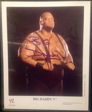 Former Wwe Superstar Big Daddy V Autographed 8x10 Photo With