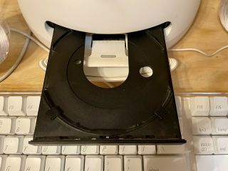 Vintage iMac G4 (17 - inch USB 2.  0) PowerMac 6,  3 White Keyboard Mouse Speakers 6