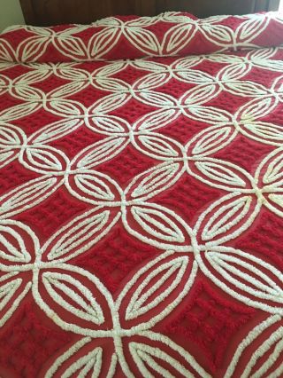 Vintage Red And White Chenille Bedspread 100x90 With Large White Pom Pom Trim