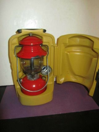 Vintage 02/60 Coleman Lantern 200a Red With Clamshell Case Sunshine Of The Night