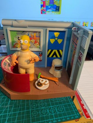 Simpsons: Springfield Nuclear Power Plant Play Set Homer And Accessories