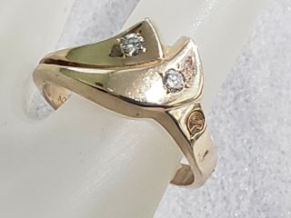 14KT Gold w/ Diamond Vintage Ring signed cTo 6.  2 grams 5