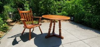 Vintage Cushman Colonial Table And Chair (will Deliver To Some Places)