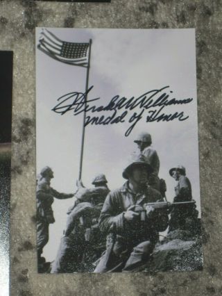 Hershel Williams Signed 4x6 Iwo Jima Flag Photo Medal Of Honor Autograph 1c