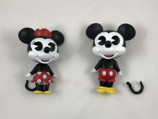 Disney Treasures Exclusive Funko Mystery Mini Mickey (broken) & Minnie Mouse