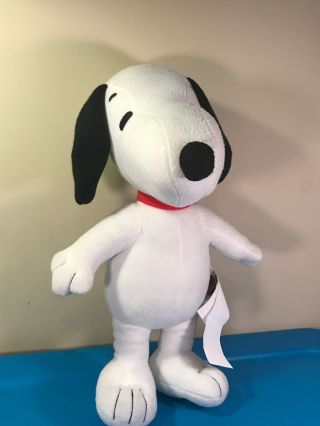Peanuts Snoopy Plush 18 " Musical Plays Vince Guaraldi Linus And Lucy Theme Song
