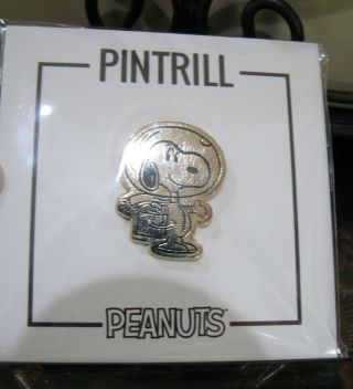 Sdcc 2019 Exclusive Peanuts Pintrill Snoopy Astronaut Pin