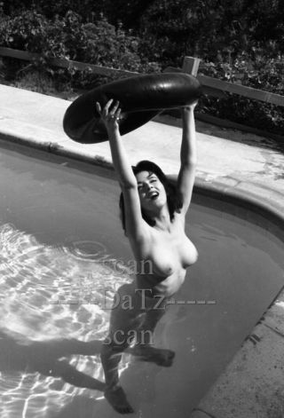Vintage 1950s Negative - Nude Brunette Pinup Girl Val Randall - Cheesecake T971411