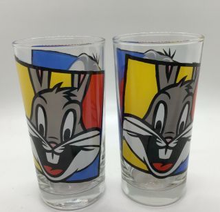 2 Looney Tunes: Bugs Bunny And Daffy Duck Glass Tumblers - 1994