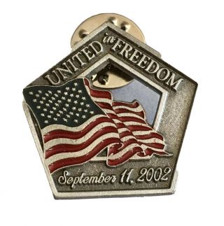 Patriotic Lapel Pin United In Freedom 911 Pentagon Pin Bush Quote Flag Usa A336