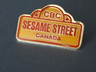 Vintage 1990s Cbc Sesame Street Canada Promo Lapel Pin Canadian Broadcast Rare
