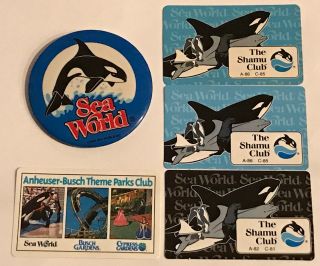 Vintage San Diego Sea World San Diego Zoo Wild Animal Park Pins & Discount Cards