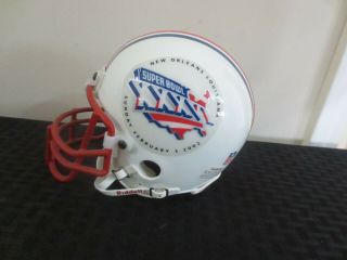 Bowl XXXVI 2002 Mini Helmet Patriots/Rams 3