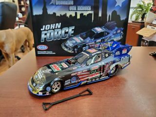 2011 John Force Castrol 9/11 Honoring Our Heroes 1:24 Nhra Funny Car Mib
