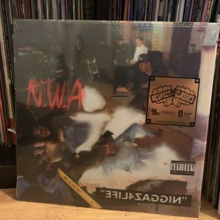 N.  W.  A.  Niggaz4life Efil4zaggin Vinyl Record Lp Lenticular 3d Cover