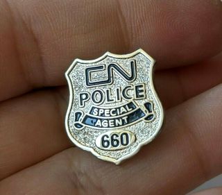 Vintage Lapel Pin (v) Enameled Railroad Cn Police Special Agent 660