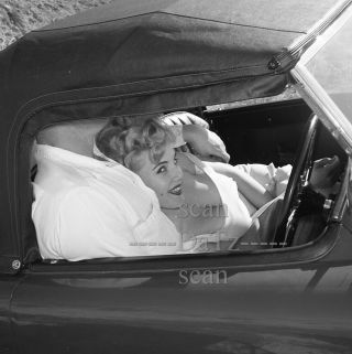 1950s Negative - Busty Blonde Pinup Girl Joan Brennan In Mg Car - Cheesecake T285865