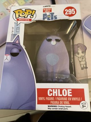 Chloe The Secret Life Of Pets Funko Pop Flocked Box