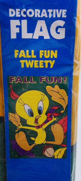 Vintage 1999 Looney Tunes Tweety Bird House Flag Fall Fun 28 " X 40 "