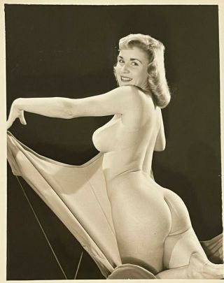 Vintage Photo Bettie Page Era Susan Snow Big Tits Hard Nipples Risque Erotica