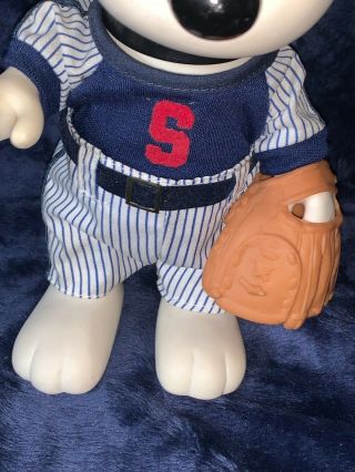 PEANUTS SNOOPY 1966 UNITED FEATURE SYNDICATE FIGURE ANOTHER DETERMINED BASEBALL 3