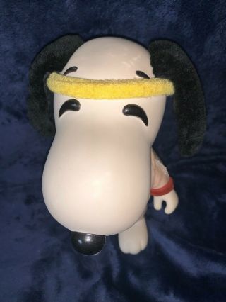 PEANUTS SNOOPY 1966 UNITED FEATURE SYNDICATE FIGURE ANOTHER DETERMINED JOGGER 2