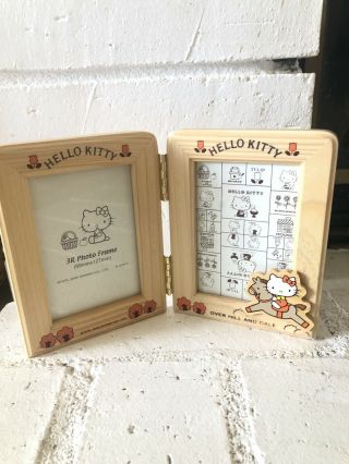 Vintage Natural Wood Over Hill And Dale Hello Kitty Picture Frame 2000