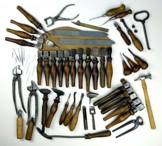 Large Set Of Antique Shoemakers Cobblers Tools Edge Iron Lasting Pliers 50 Pc