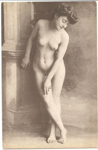 Early 1900`s Paris Risque Nude Postcard