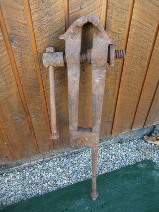Vintage Blacksmith 38 " Long Weighs 55 Pounds Post Leg Stump Vise With 5 " Jaws