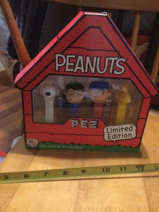 Snoopy Peanuts Limited Edition Pez Gift Set Never Opened Dated 2015