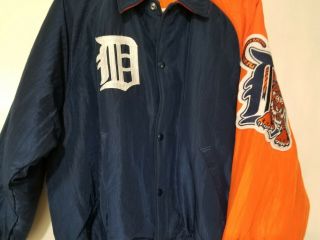 Vintage Detroit Tigers Size Med.  Orange Sleeve Vintage Tiger Logo On Sleeve