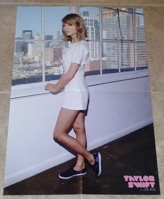 Taylor Swift/r5 Double Sided Foldout Poster (22 1/2 " X 15 "),  Taylor Swift Pinup
