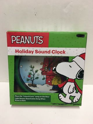 Peanuts Holiday Sound Clock Linus Lucy Song Christmas Battery Operated