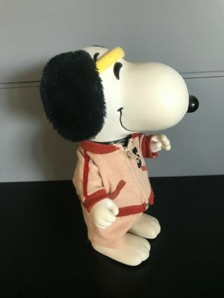 PEANUTS SNOOPY 1966 UNITED FEATURE SYNDICATE 8 