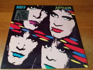 Kiss: Asylum,  10 Tracks,  12 In Lp Record W / Hyper Sticker