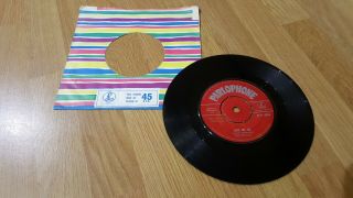 The Beatles: Love Me Do Red Parlophone R 4949
