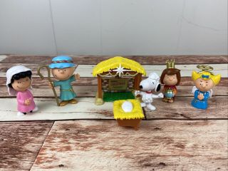 Peanuts Charlie Brown Deluxe Nativity Set Christmas Pageant Complete (read)