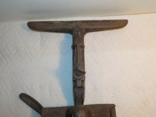 Vintage Cast Iron Bench Mount Ball and Socket Saw Sharpening Vise 2