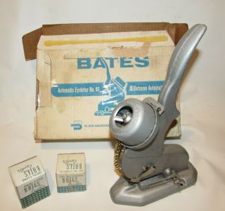 Model 40 Bates Automatic Eyeleter Hand Press Punch W/ Eyelets