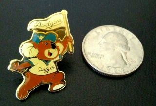 Vintage Los Angeles Dodgers 1985 Koala Bear Waving Flag Made In Taiwan Lapel Pin